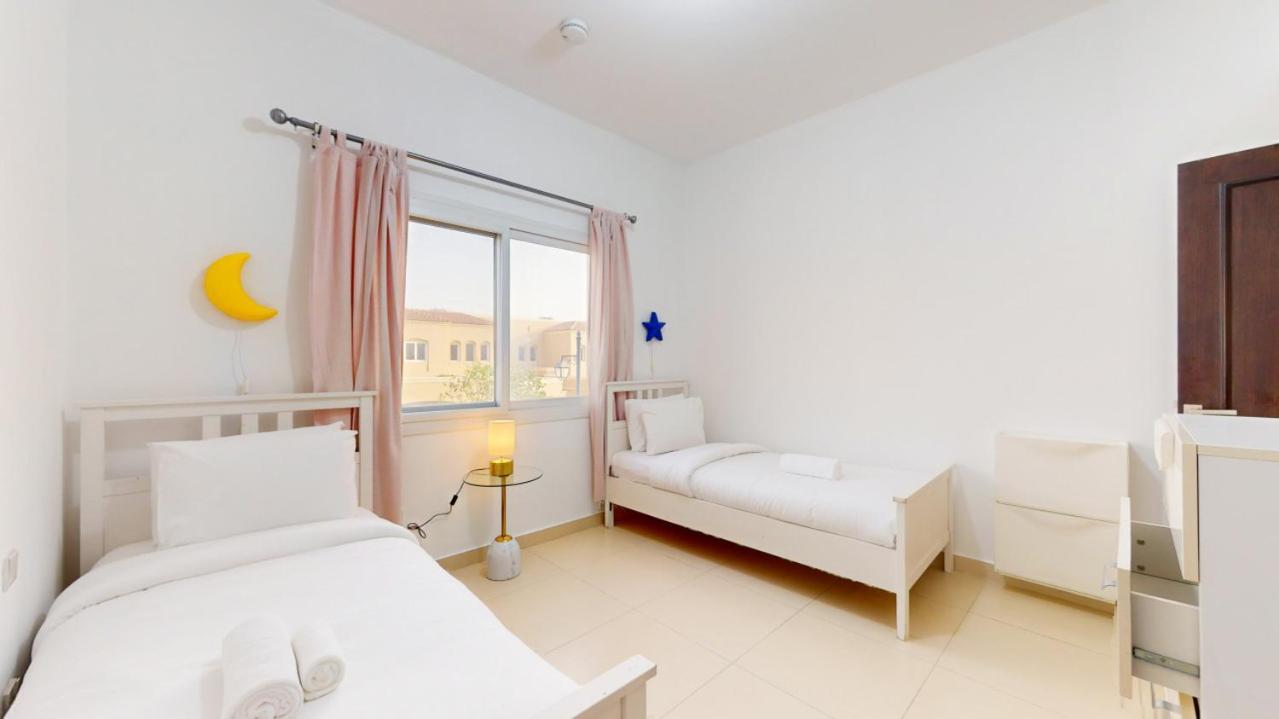 Bella Casa At Serena - Peaceful Three Bed Villa دبي المظهر الخارجي الصورة